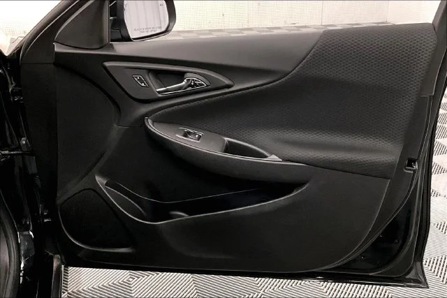 Used 2024 Mosaic Black Metallic Chevrolet RS image 20