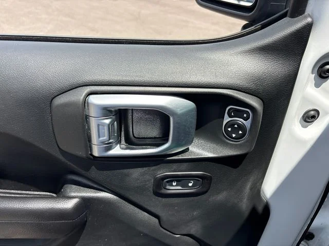 Used 2018 White Jeep Unlimited Sport S image 14