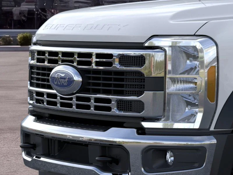 New 2026 Oxford White Ford XL image 17