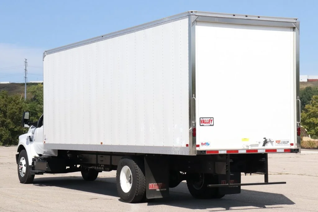 New 2026 White Ford Box Truck image 5