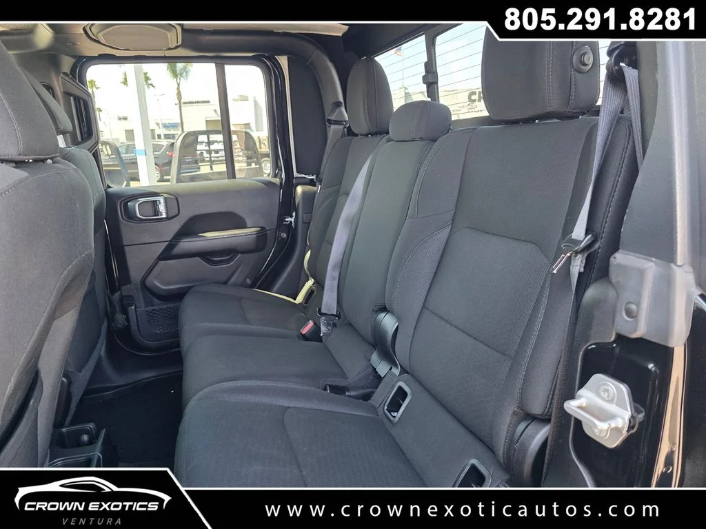 Used 2022 Black Jeep Overland image 19