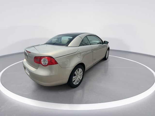 Used 2010 Beige Volkswagen Komfort Edition image 8