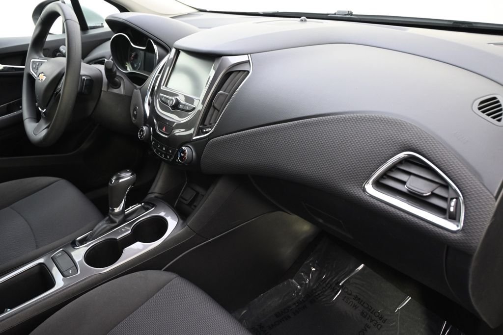 Used 2017 Silver Ice Metallic Chevrolet LT image 15