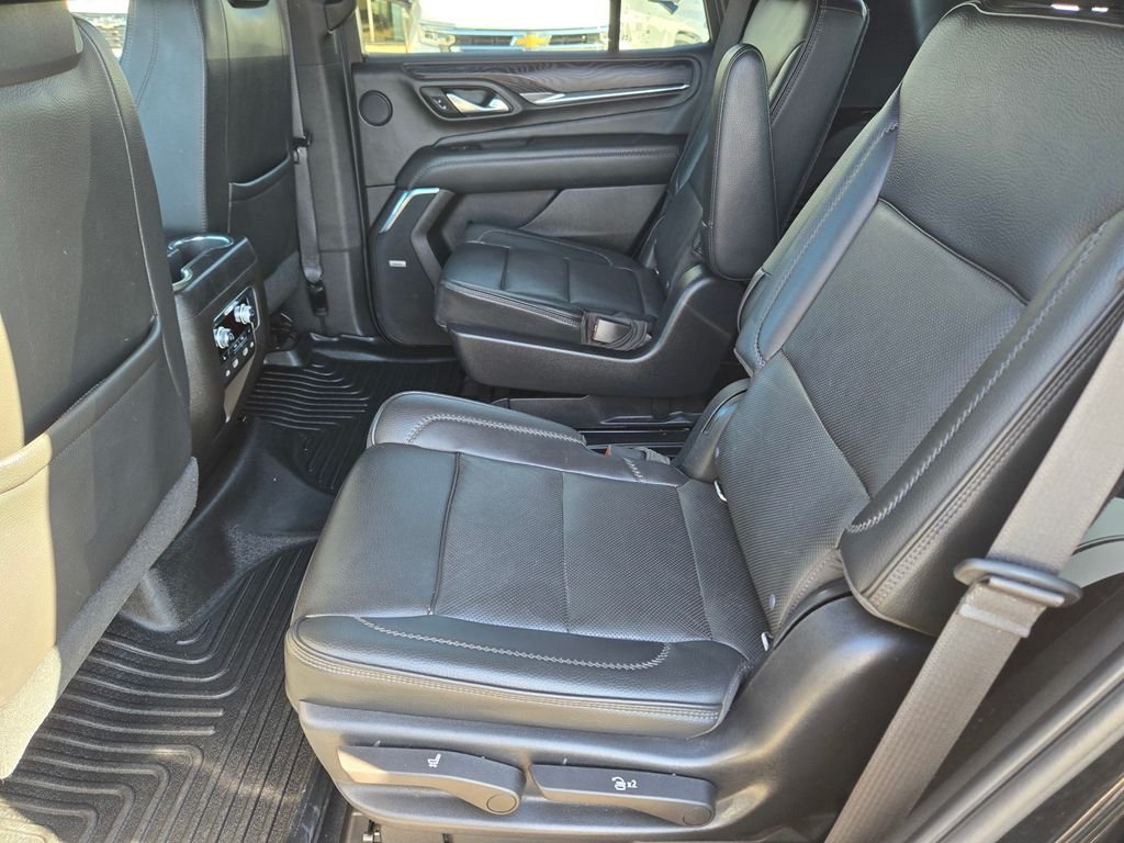 Used 2021 Black GMC Denali image 10
