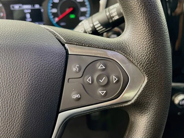 Used 2020 Gray Chevrolet LS image 30