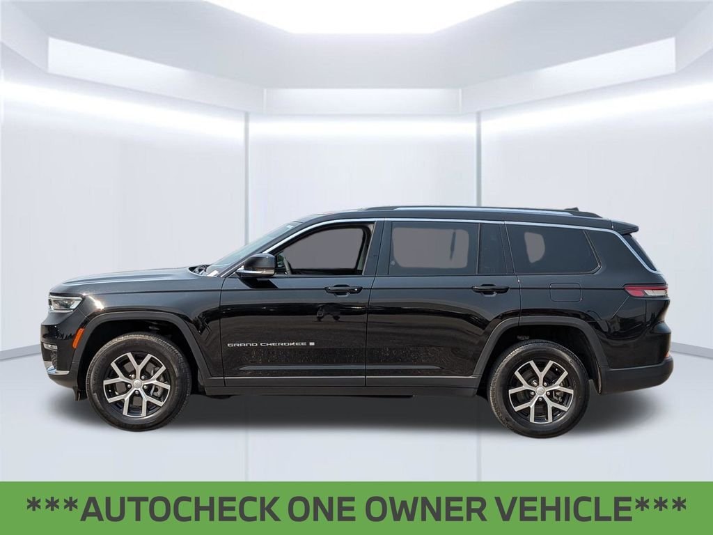 Used 2024 Black Jeep Limited image 2