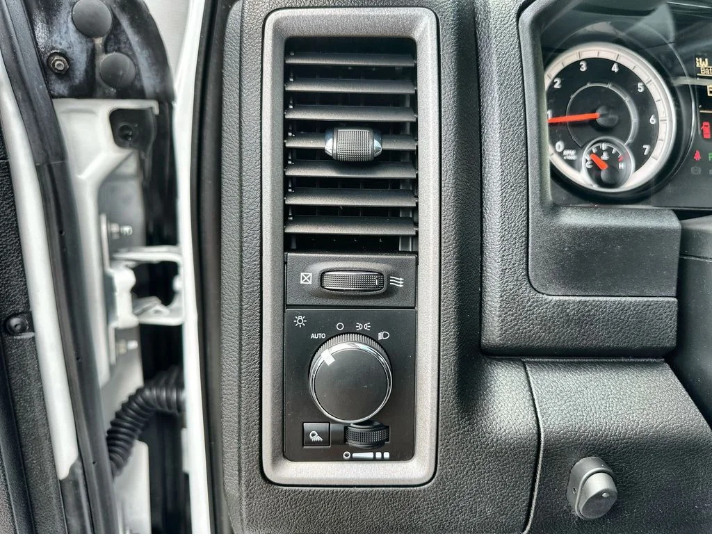 2021 RAM Ram 1500 Classic Tradesman - Photo 18