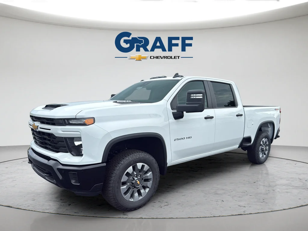New 2026 Summit White Chevrolet Custom image 13