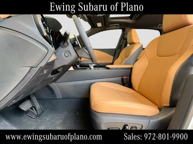 Used 2025 White Lexus 350 Premium Plus image 23