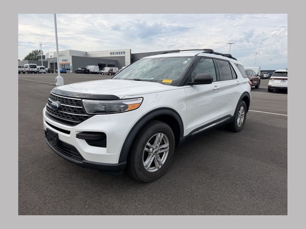Used 2020 White Ford XLT image 1