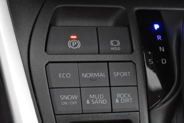Used 2024 Red Toyota XLE image 31