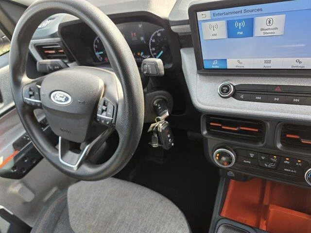 Used 2024 Oxford White Ford XLT image 33