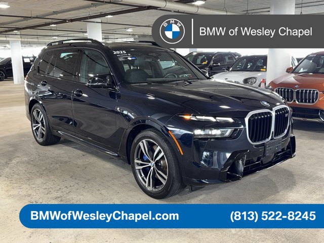 2025 BMW X7 M60i
