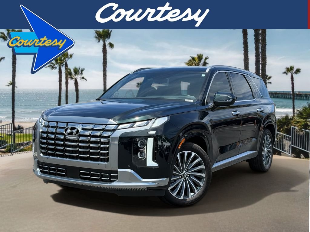 Used 2025 Green Hyundai Calligraphy image 1