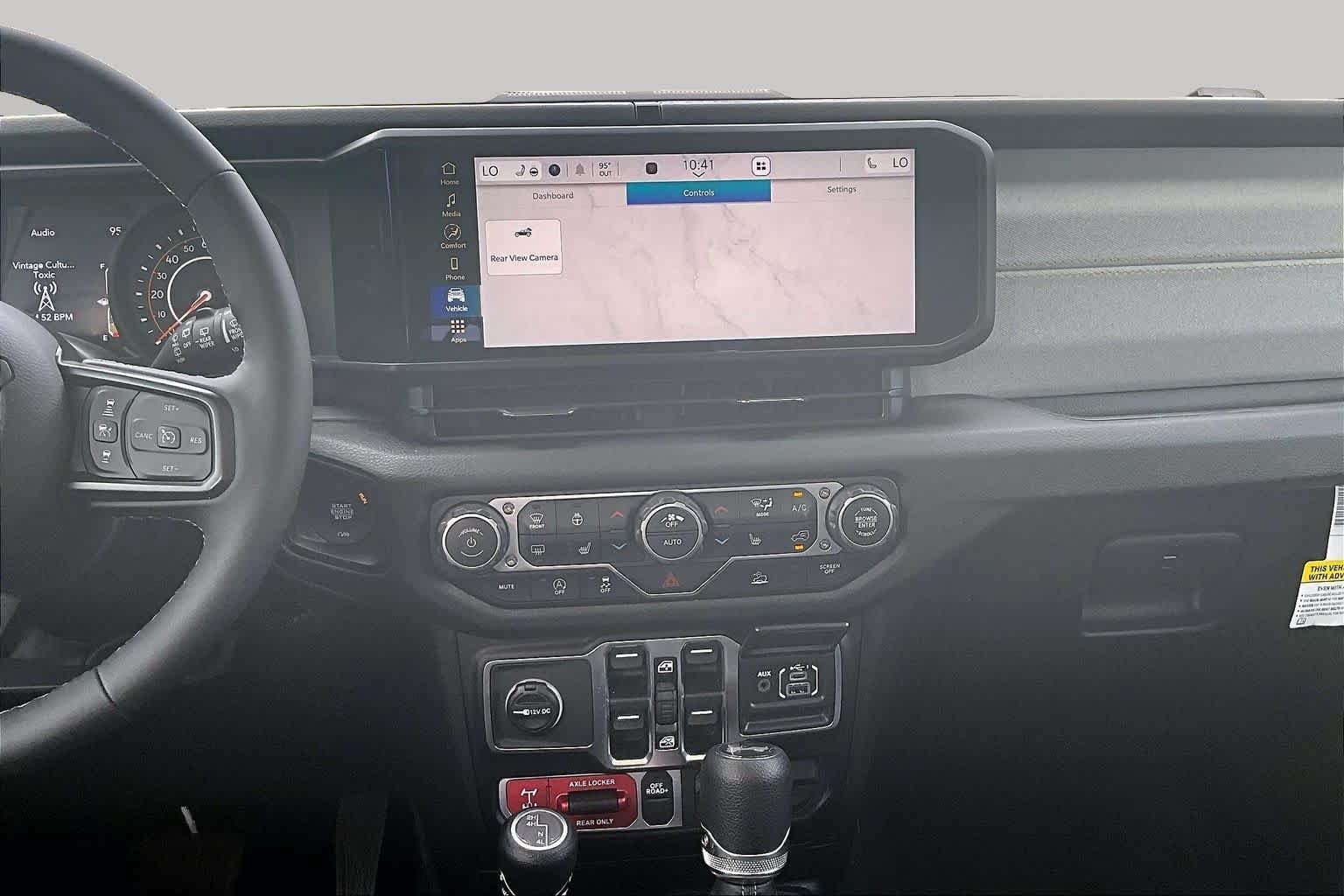 2026 Jeep Wrangler 4-Door Willys - Photo 6