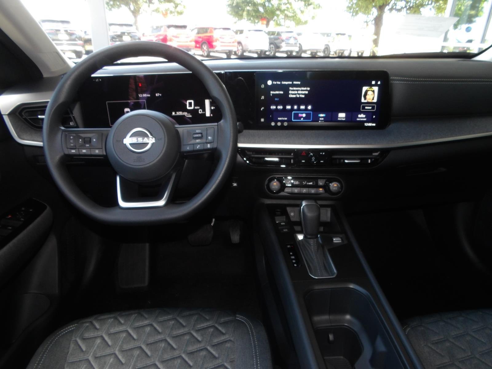New 2026 Aspen White TriCoat / Super Black Two-tone Nissan SV image 14