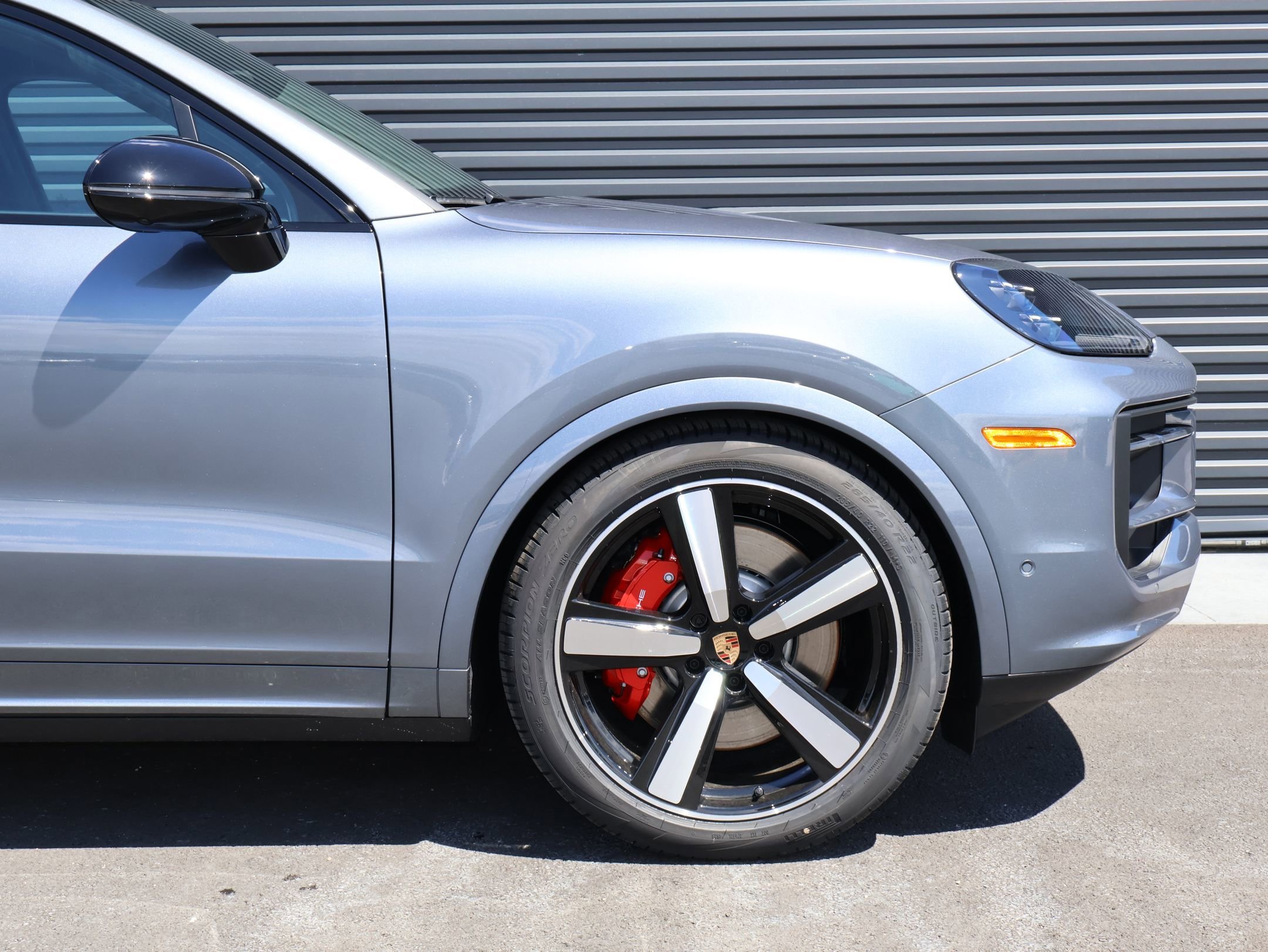 New 2026 Vanadium Grey Metallic Porsche S image 11