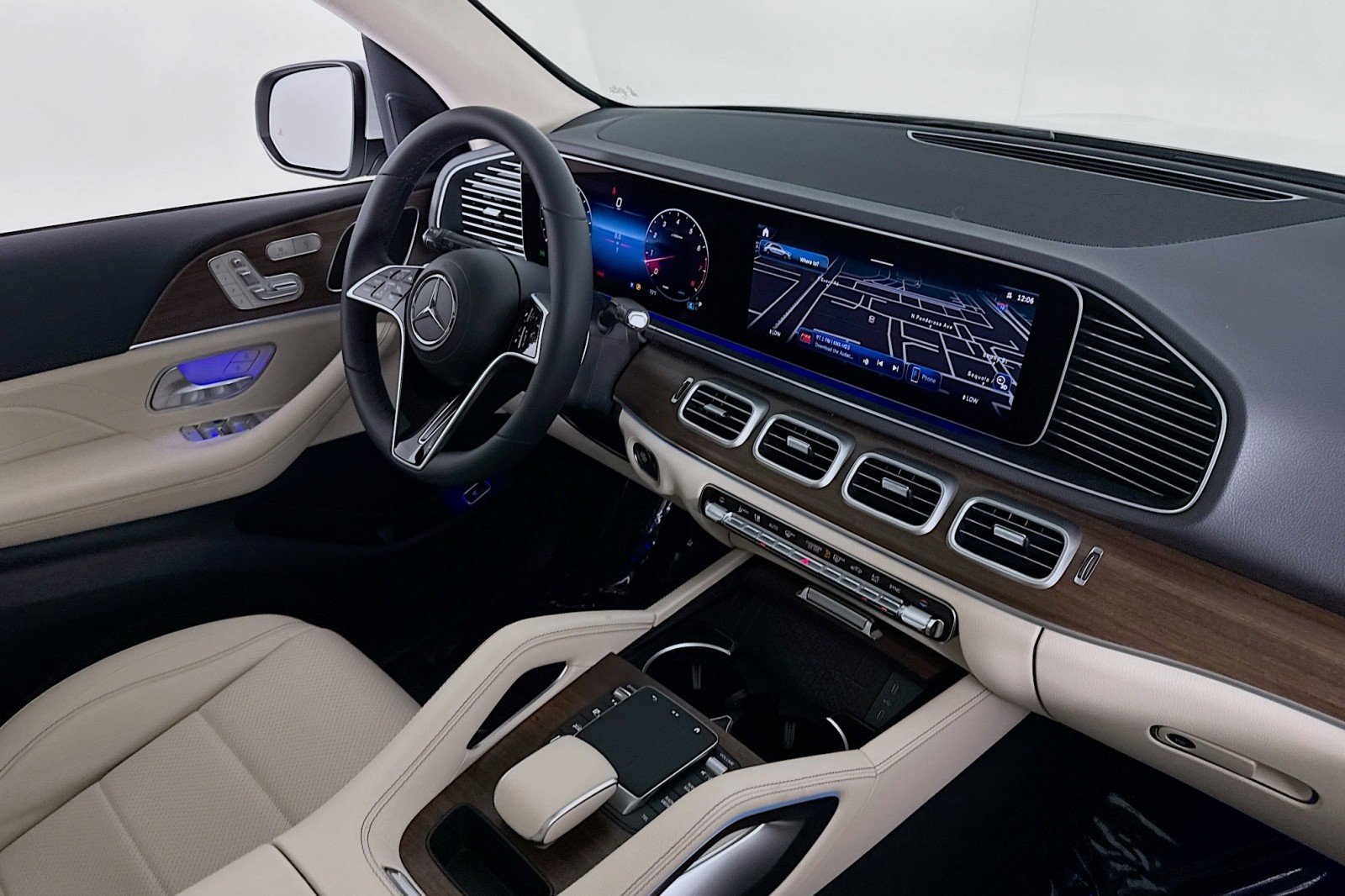 New 2026 Polar White Mercedes-Benz GLE 350 SUV image 15