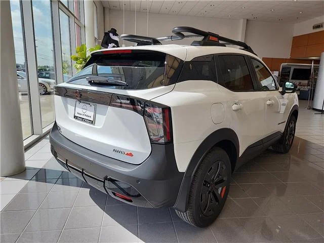 New 2027 YFQ Aspen Whit Nissan SV All-Wheel Drive image 2