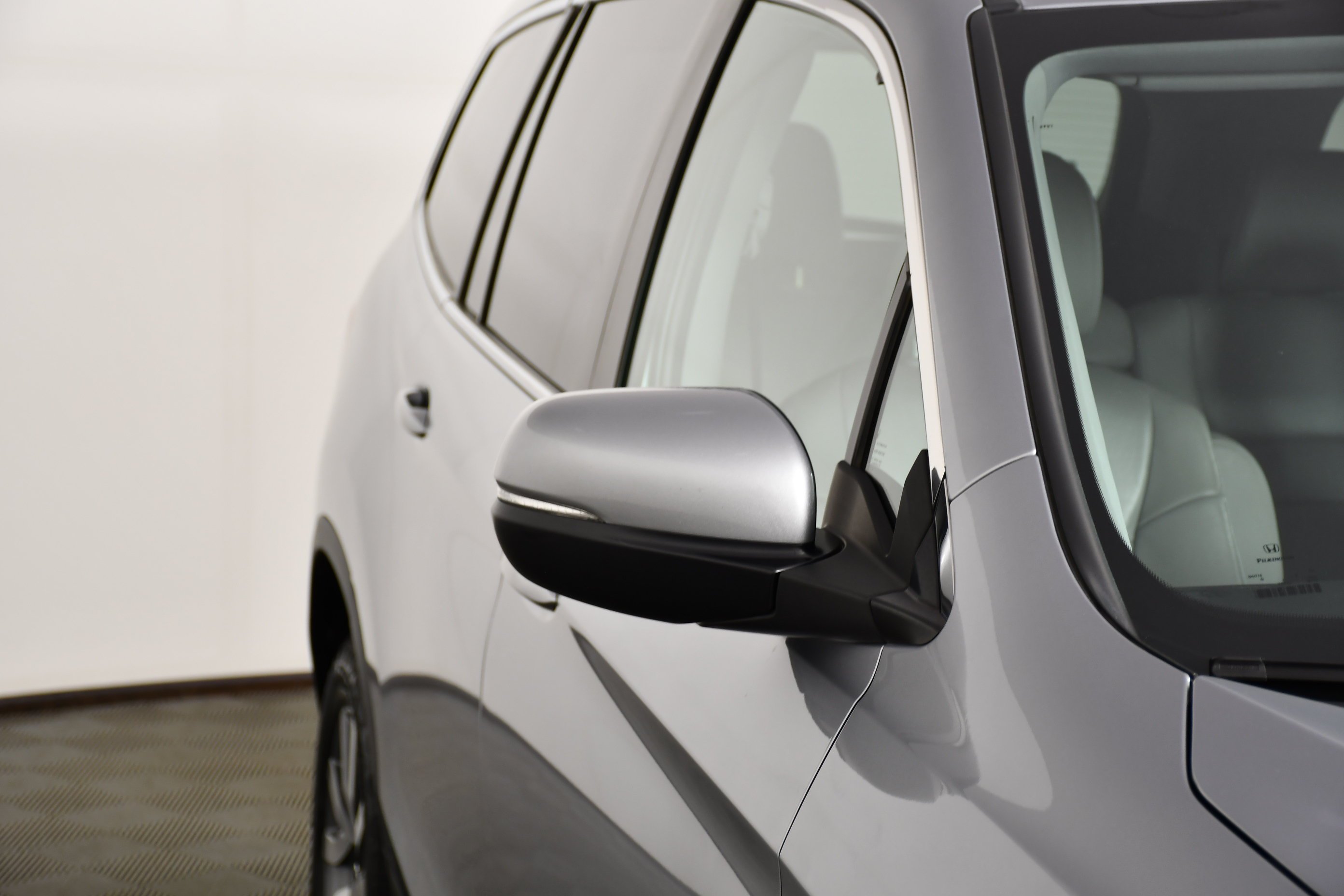 Used 2020 Lunar Silver Metallic Honda EX-L image 14