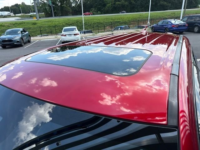 Used 2020 Red Diamond Mitsubishi SE image 10