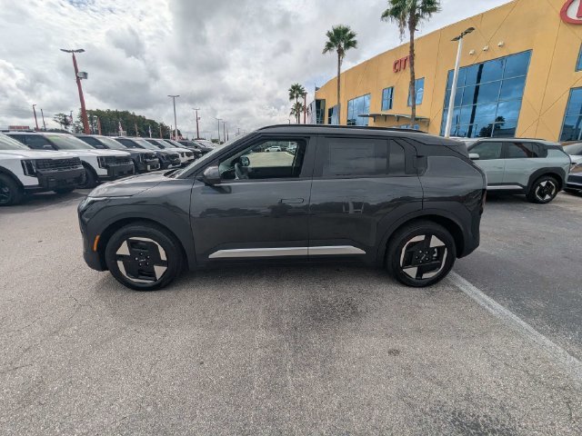 New 2027 Interstellar Gray Kia Wind image 3