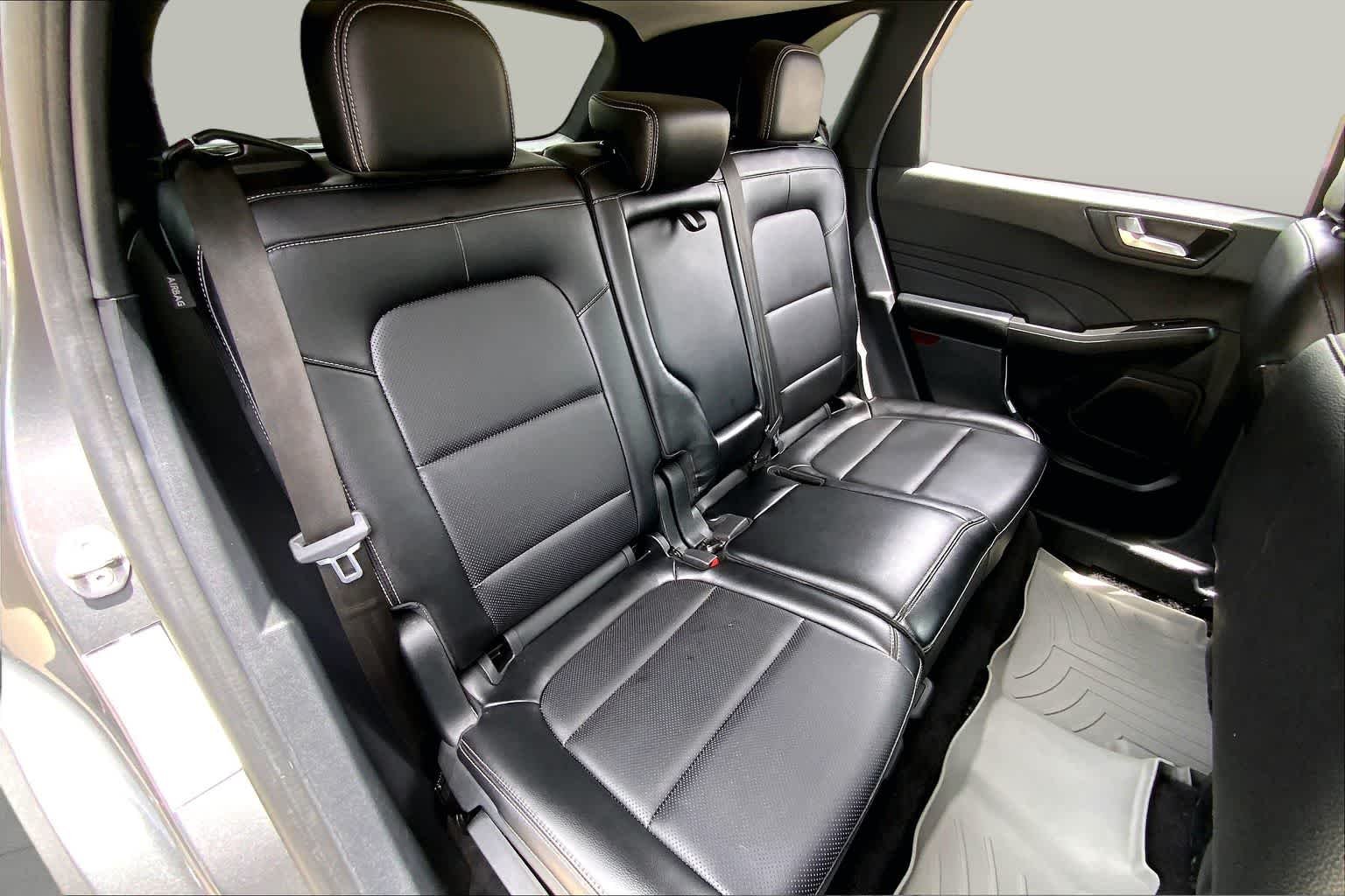 Used 2022 Carbonized Gray Metallic Ford SEL image 18