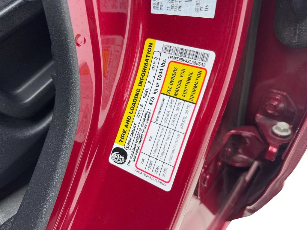 Used 2025 Red Ford Badlands image 56