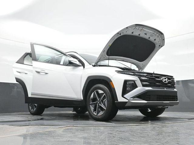 New 2026 White Hyundai SEL Premium AWD image 32