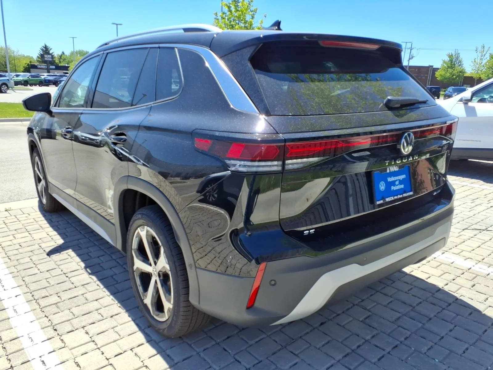 New 2026 Deep Black Pearl Volkswagen SE 4MOTION image 3