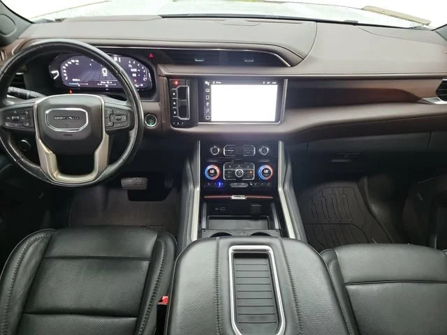 Used 2022 White Frost Tricoat GMC Denali image 30