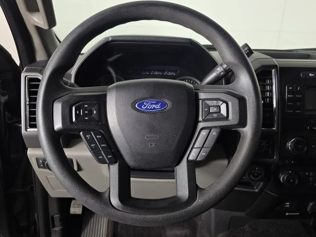 Used 2017 Magnetic Ford XLT image 13