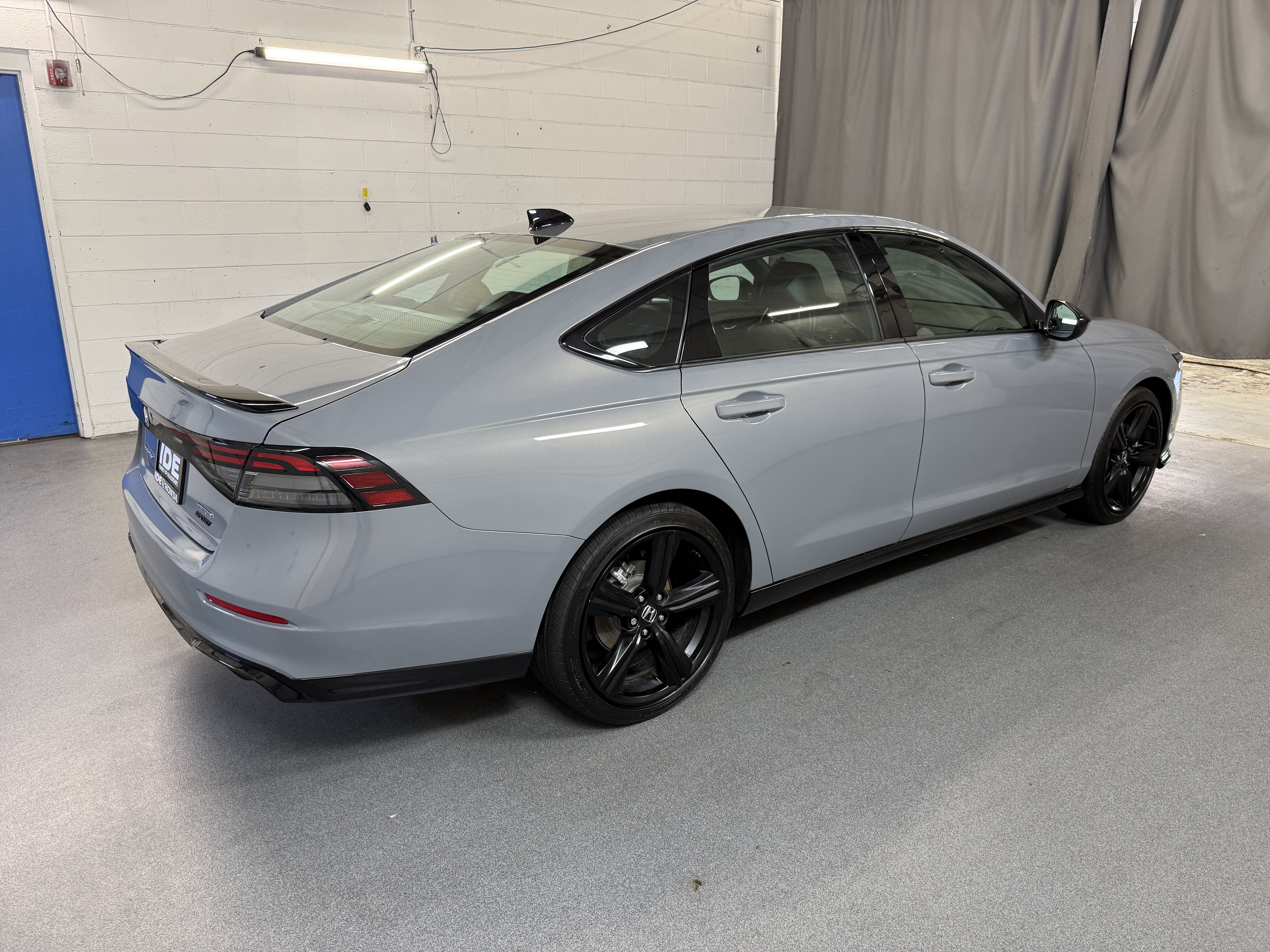 Certified Used 2025 Urban Gray Pearl Honda Sport-L image 9