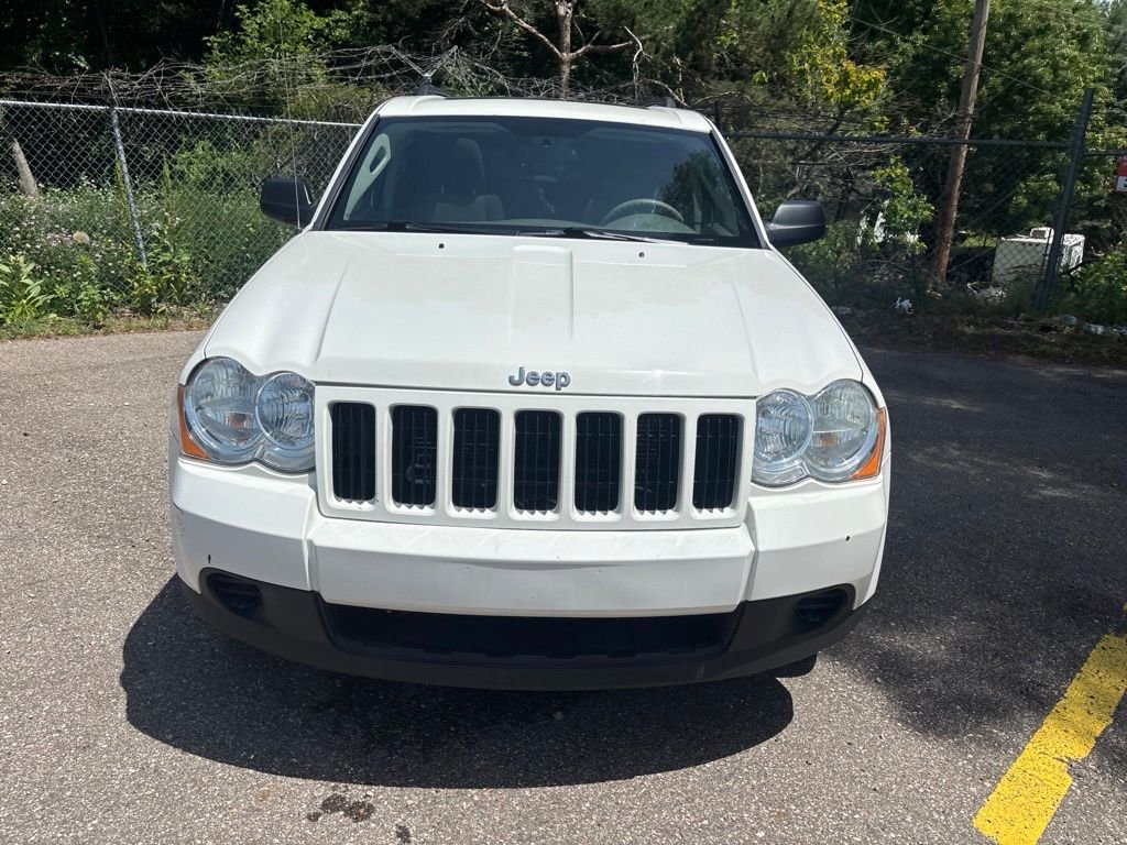 Used 2009 Stone White Jeep Laredo image 2