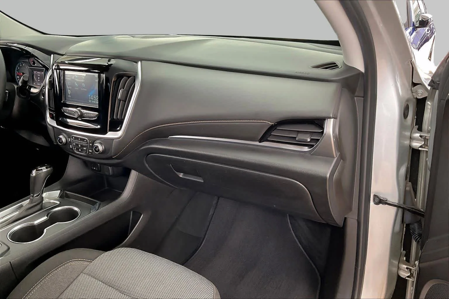 Used 2019 Silver Ice Metallic Chevrolet LS image 17