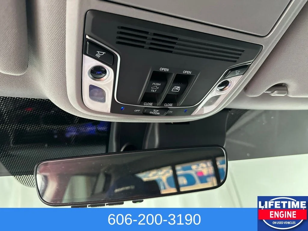 Used 2023 Black Honda RTL image 22