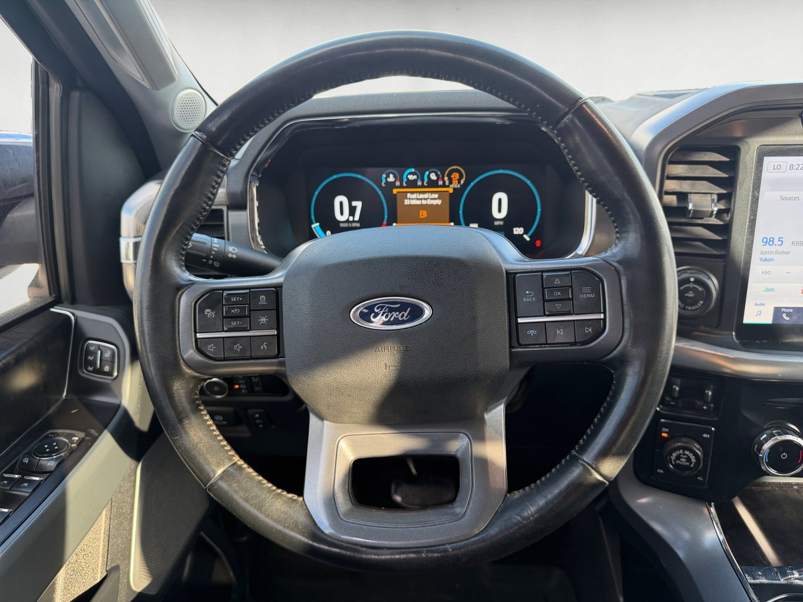 Certified Used 2023 Avalanche Gray Ford LARIAT image 11