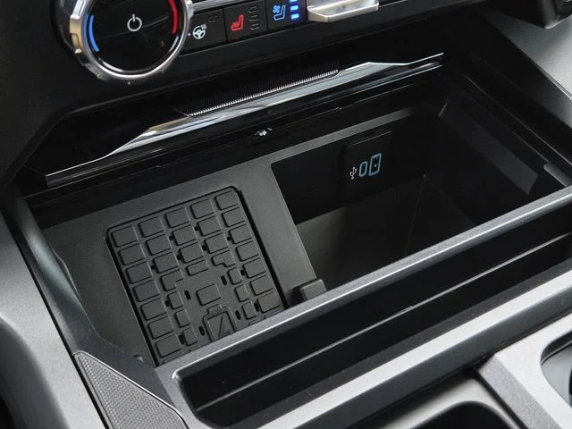 New 2026 Agate Black Metallic Ford F-250® Lariat® image 22