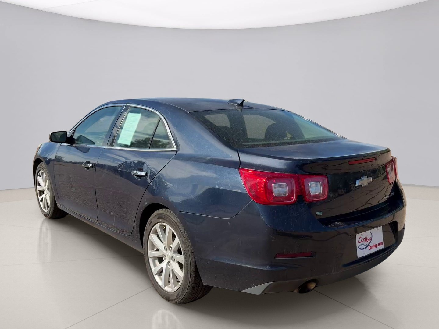 Used 2016 Blue Chevrolet LTZ image 3