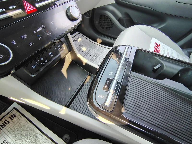 Used 2026 Gray Hyundai SEL image 32