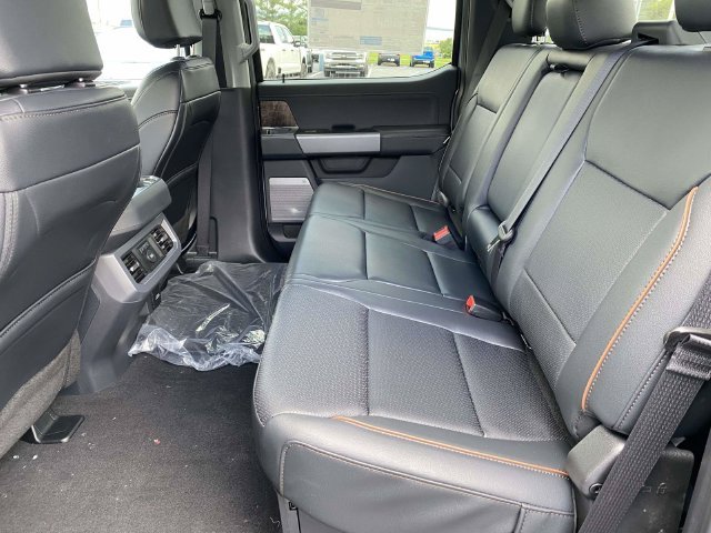 New 2026 Glacier Gray Metallic Tri-Coat Ford Lariat image 11