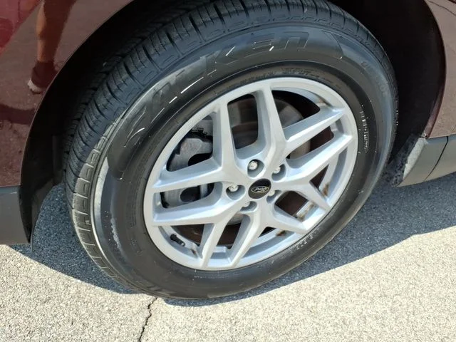 Used 2023 Red Ford SEL image 16
