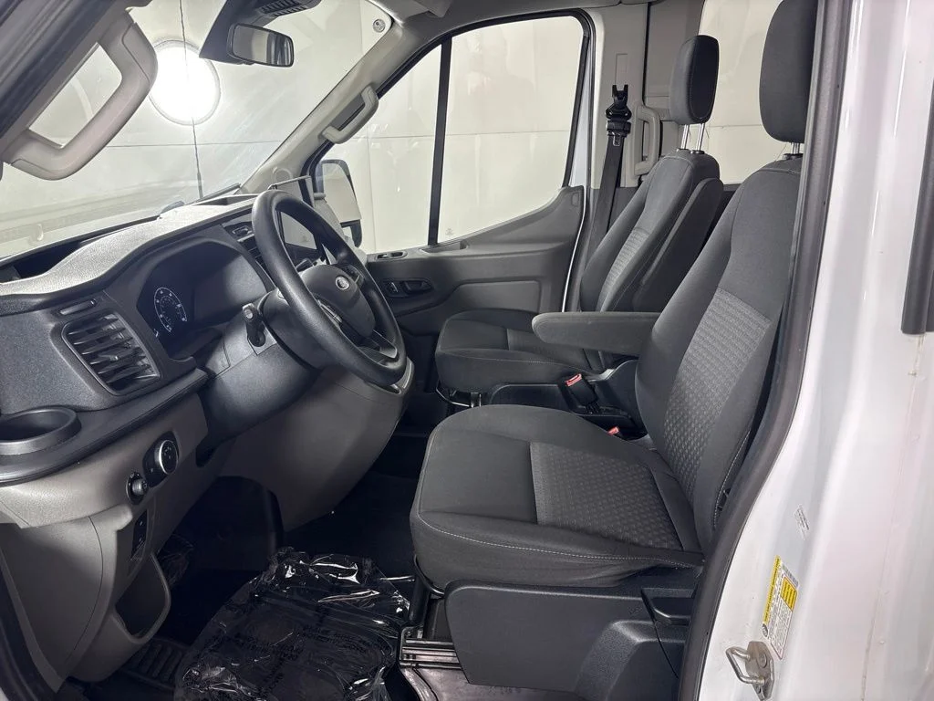 Used 2023 White Ford XLT image 26