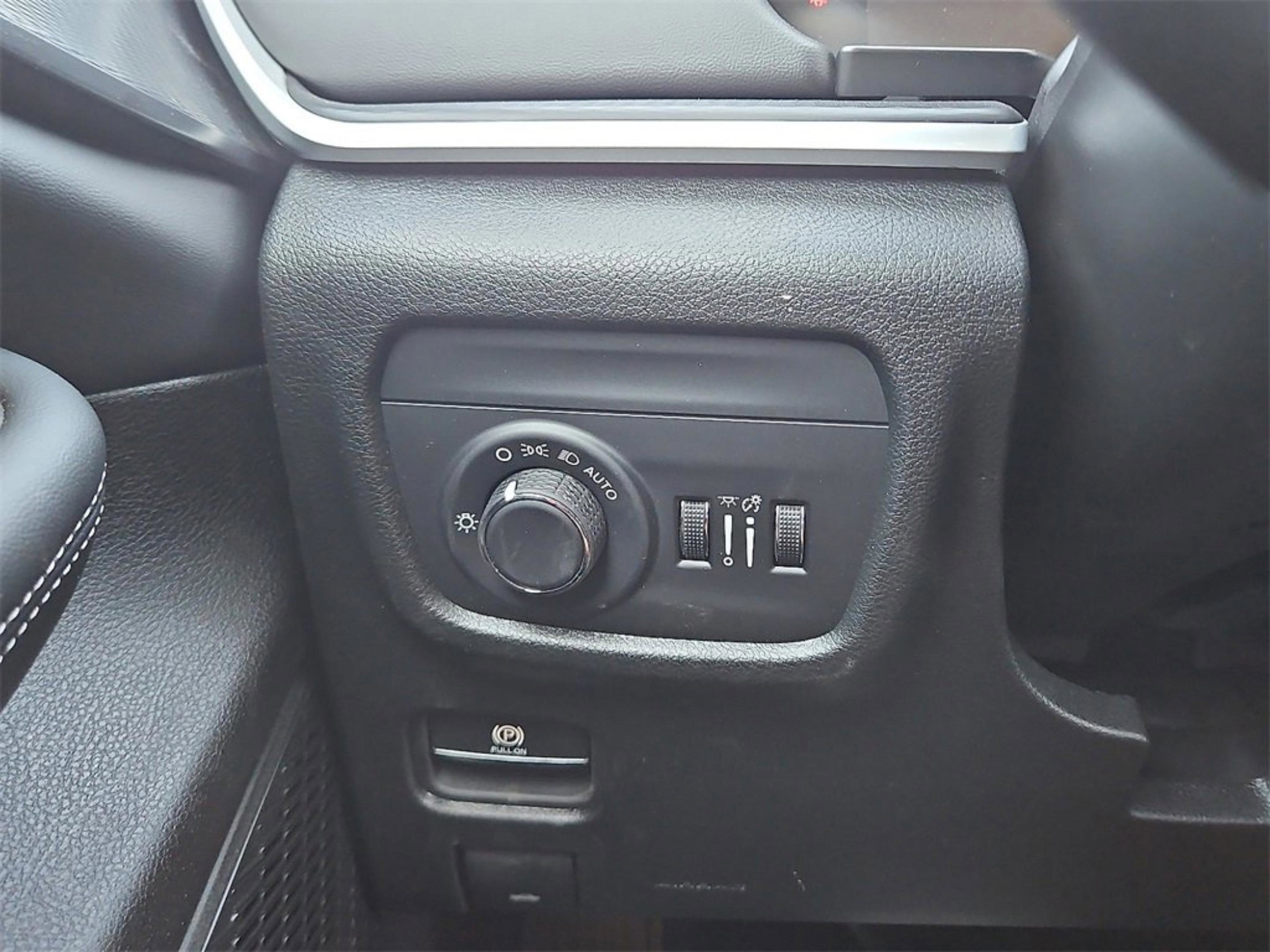 2025 Jeep Grand Cherokee Laredo - Photo 8