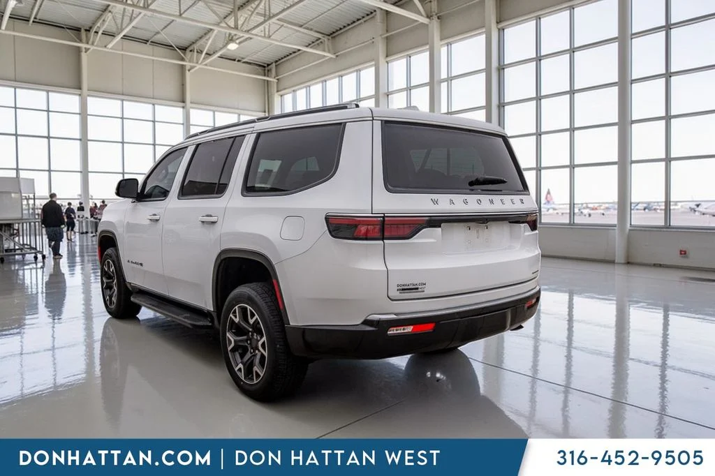2023 Jeep Wagoneer Series III - Photo 33