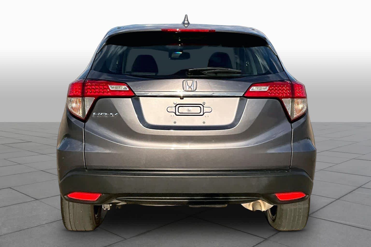 Used 2022 Modern Steel Metallic Honda LX image 5