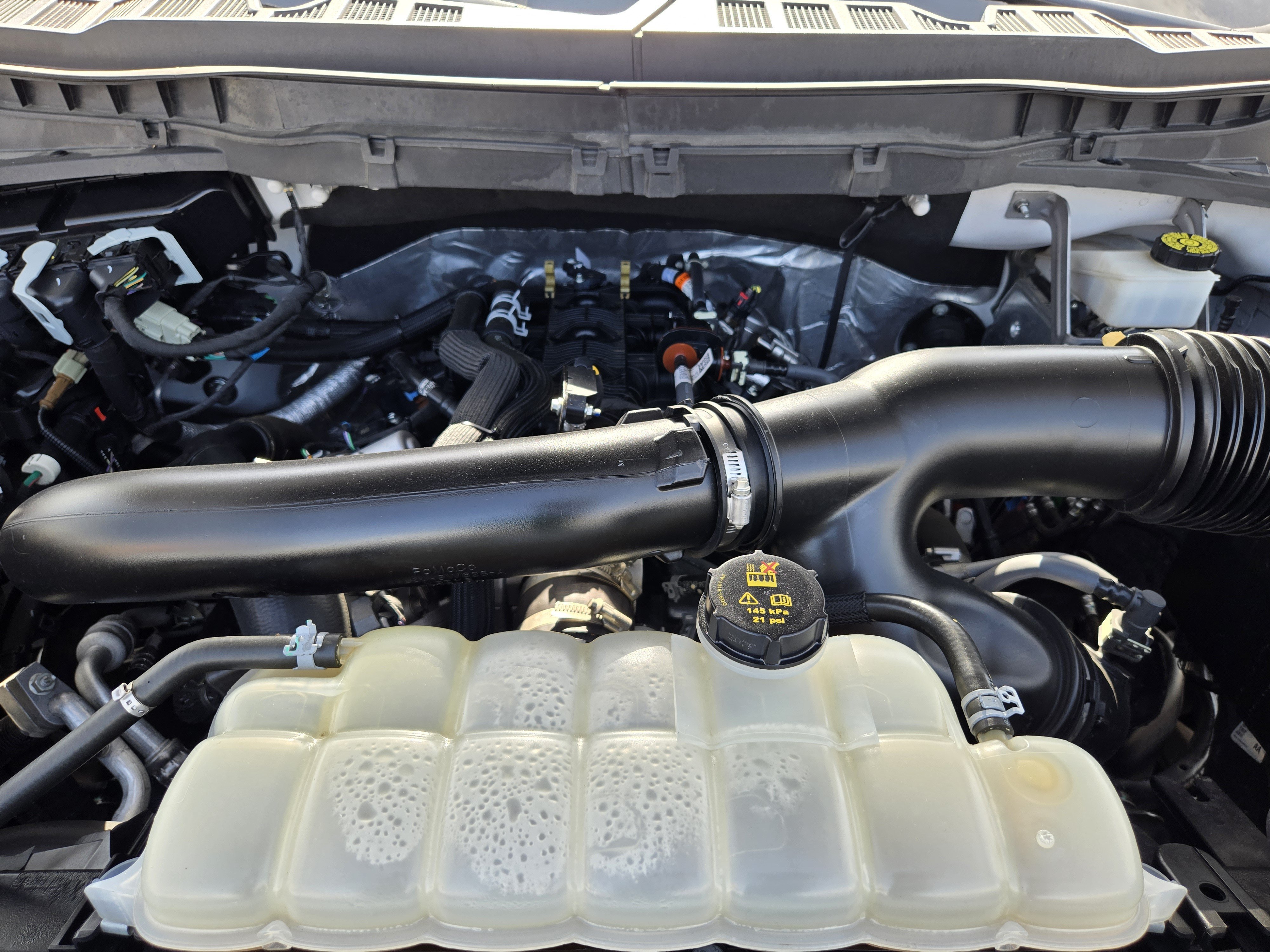 Used 2024 White Metallic Ford Platinum image 29