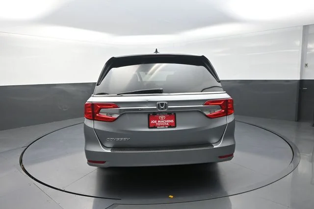 Used 2019 Silver Honda EX-L image 3