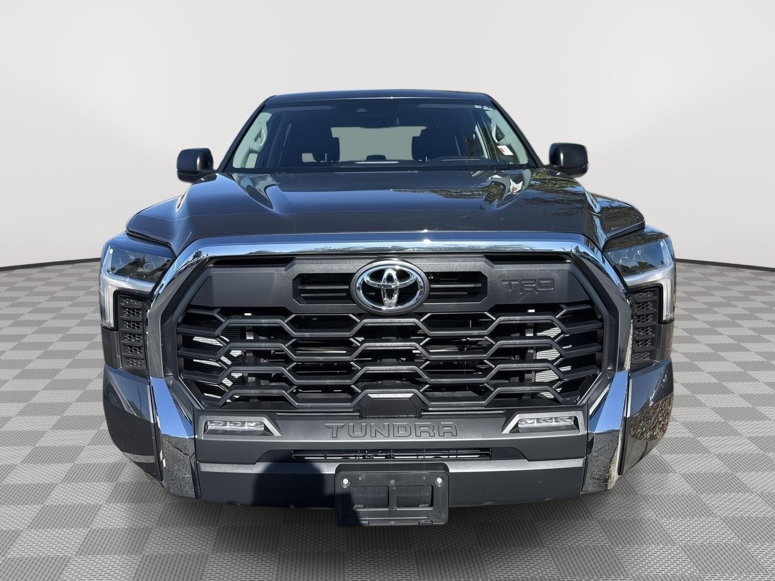 Used 2023 Magnetic Gray Metallic Toyota SR5 image 9