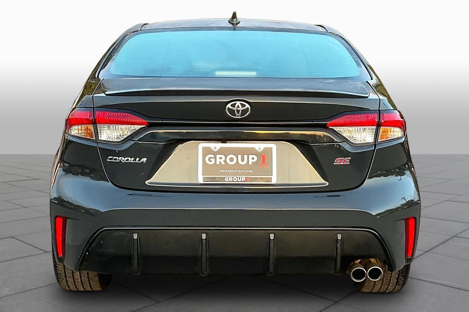 Used 2025 Underground Toyota SE image 5